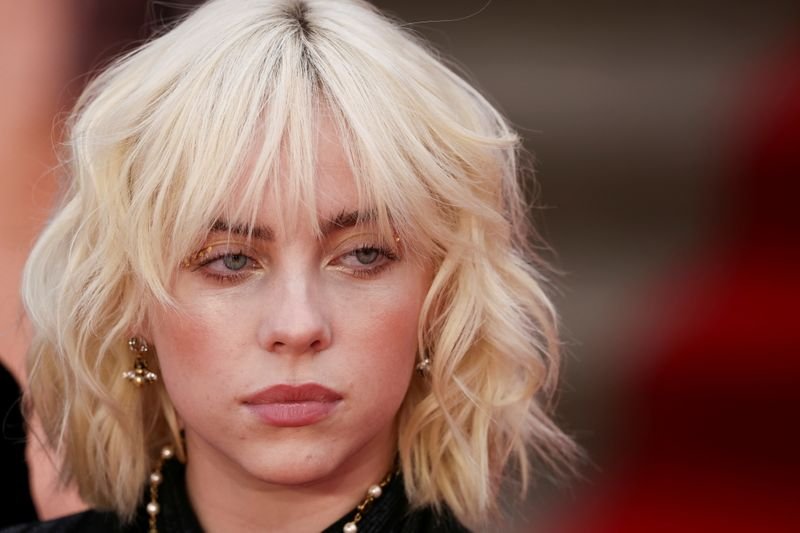 ‘Incrivelmente ofendida’, diz Billie Eilish sobre quem ri de sintomas da Síndrome de Tourette ‘Incrivelmente ofendida’, diz Billie Eilish sobre quem ri de sintomas da Síndrome de Tourette