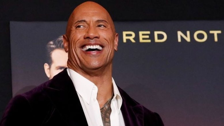 "The Rock" e Ryan Reynolds estão no top 10 dos mais bem pagos do cinema; veja lista