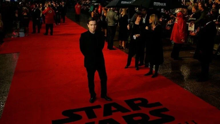 Ewan McGregor terá novo duelo com Darth Vader em série "Obi-Wan Kenobi"