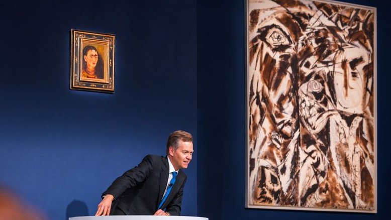 Autorretrato de Frida Kahlo alcança recorde para pintura latino-americana em leilão
