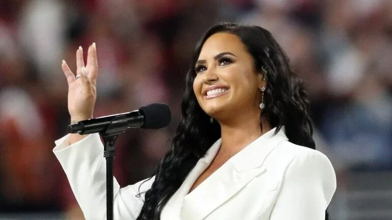 Hoje não-binária, Demi Lovato diz que teve overdose por "ignorar verdade"