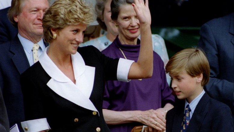 25 anos após sua morte, a vida da princesa Diana continua sendo celebrada