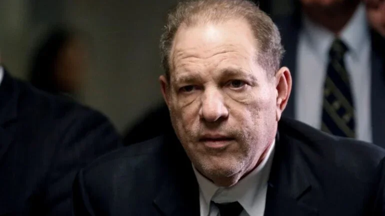 Harvey Weinstein será extraditado para Califórnia, onde enfrenta acusações de estupro e abuso sexual