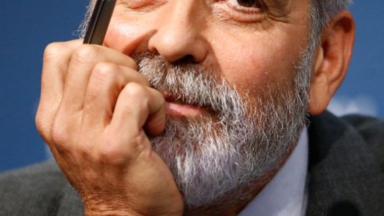 George Clooney e amigos abrem escola para treinar equipes de filmagem