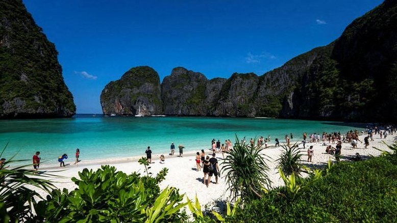 Tailândia volta a permitir visitantes em praia famosa por filme com DiCaprio
