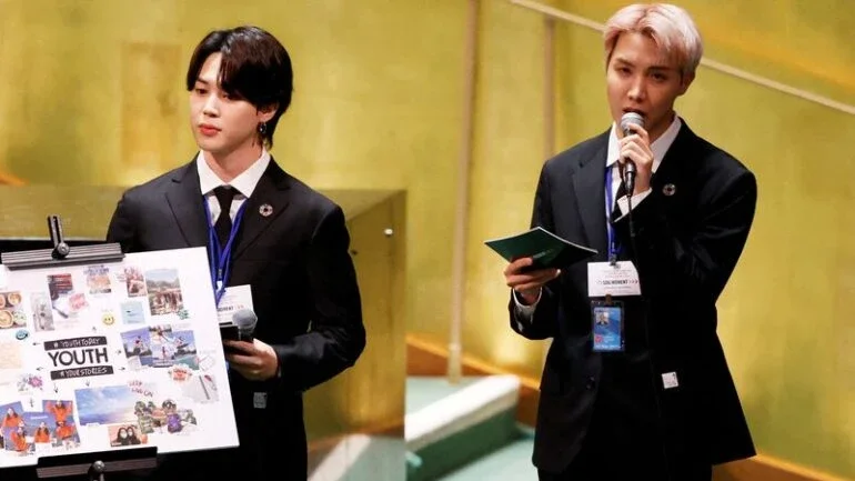 Cantor do BTS Jimin é hospitalizado por apendicite e testa positivo para Covid-19