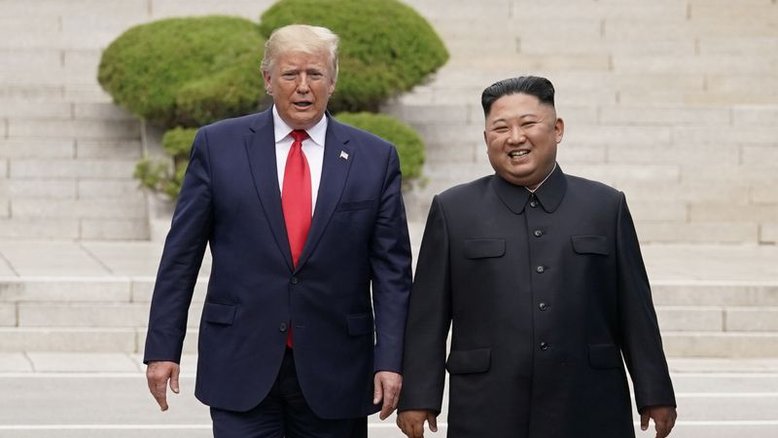 Trump diz estar em contato com líder norte-coreano Kim, afirma livro