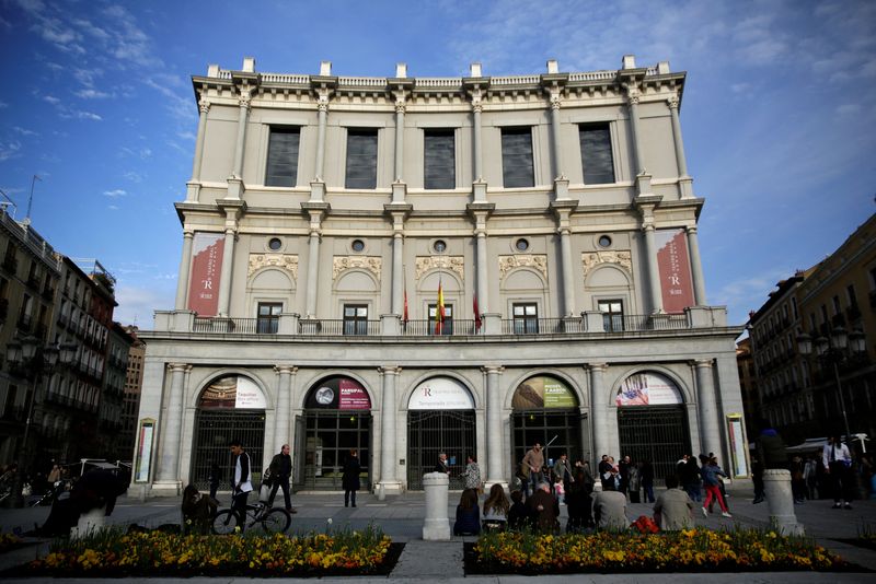 Teatro de Madri cancela apresentação do Bolshoi após invasão da Ucrânia