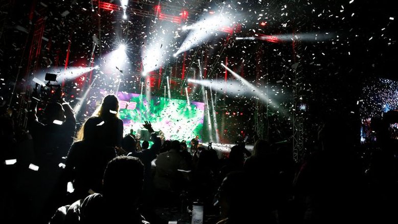 Shows e desfiles de moda voltam à Venezuela, mas apenas para quem tem dinheiro