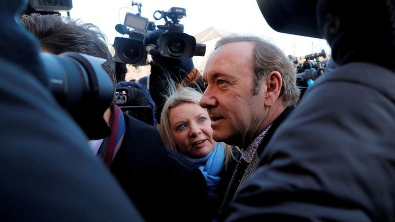 Polícia britânica acusa ator Kevin Spacey de supostos crimes sexuais