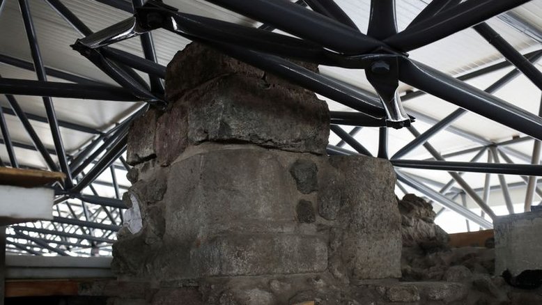 Após tempestade, México trabalha em nova cobertura para proteger importantes ruínas astecas