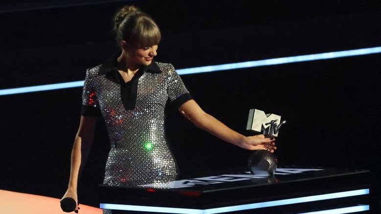 MTV Europe Music Awards premia Taylor Swift e cantoras brasileiras em Duesseldorf