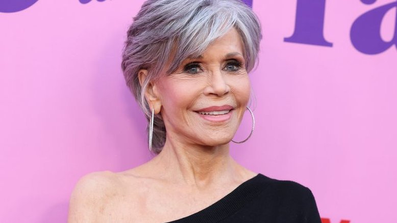 Jane Fonda revela "melhor presente de aniversário": câncer em remissão