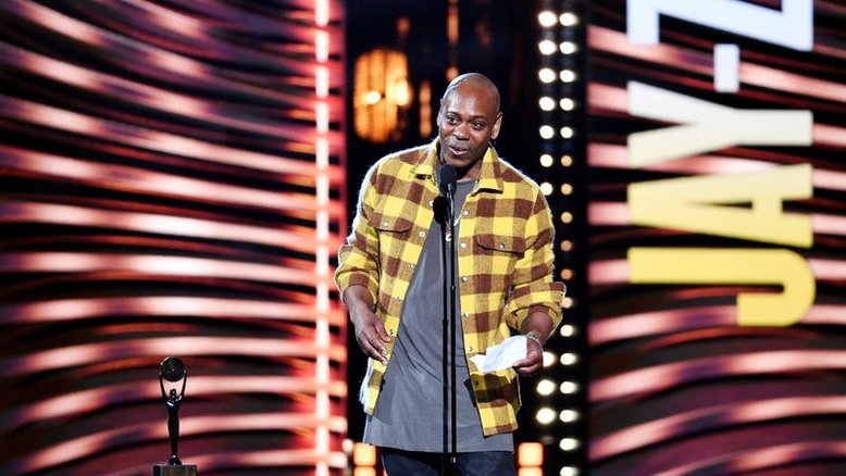 Comediante Dave Chappelle é atacado no palco do Hollywood Bowl