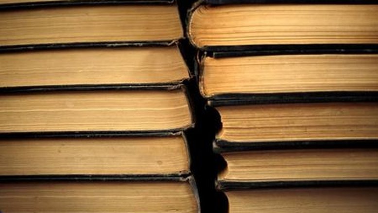 Foto ilustrativa de livros