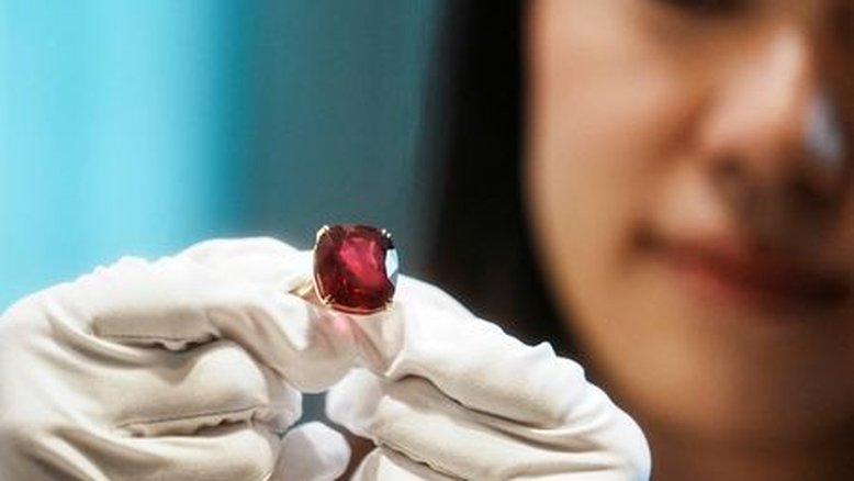 Sotheby's vai leiloar maior rubi do mundo em junho em Nova York