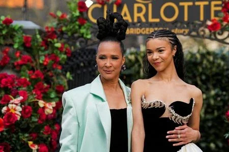 “Rainha Charlotte”: personagem de “Bridgerton” ganha seu próprio spin-off