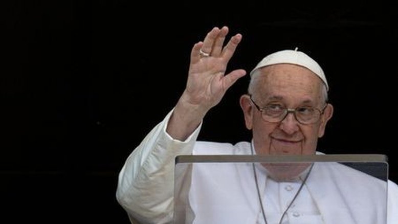 Papa pede que políticos abordem migração com fraternidade