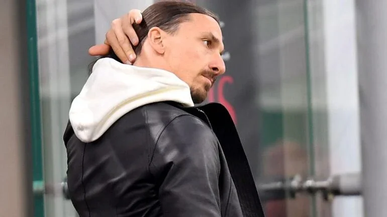 Ibrahimovic acerta prorrogação de contrato com o Milan