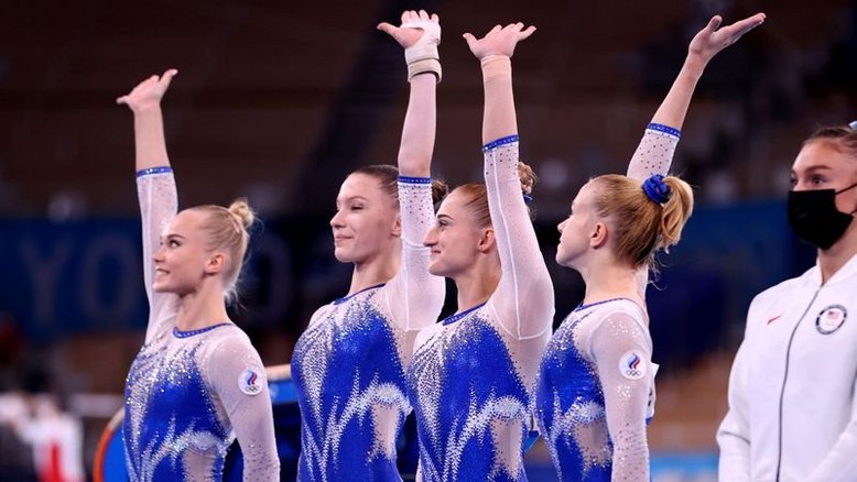 Biles abandona final por equipes, e russas vencem EUA para levar o ouro