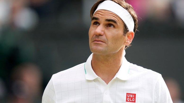 Federer diz estar se sentindo forte após nova cirurgia no joelho