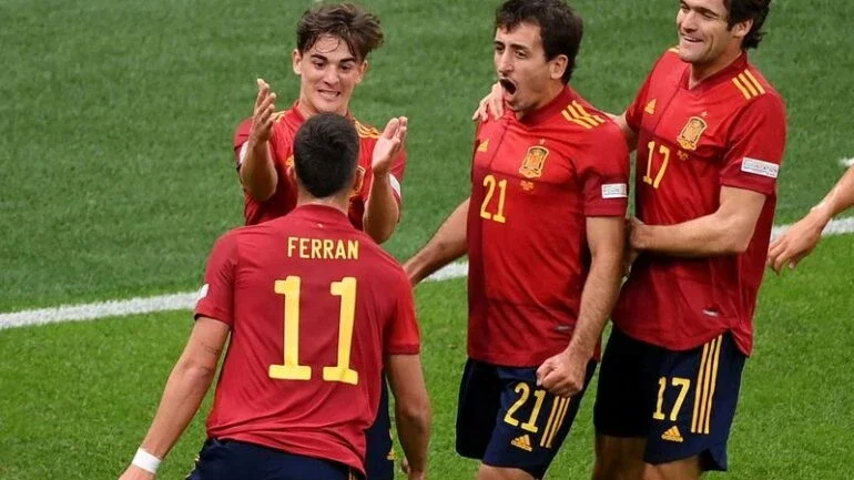 Estrelas da Copa: Ferran Torres encabeça nova e talentosa geração espanhola