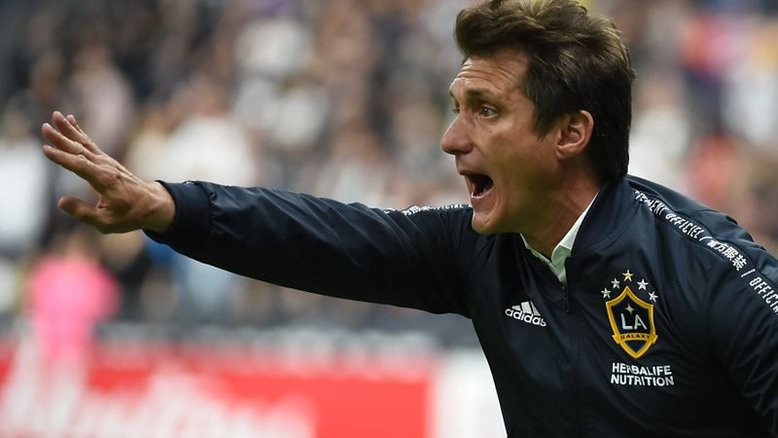 Guillermo Barros Schelotto assume como novo técnico do Paraguai