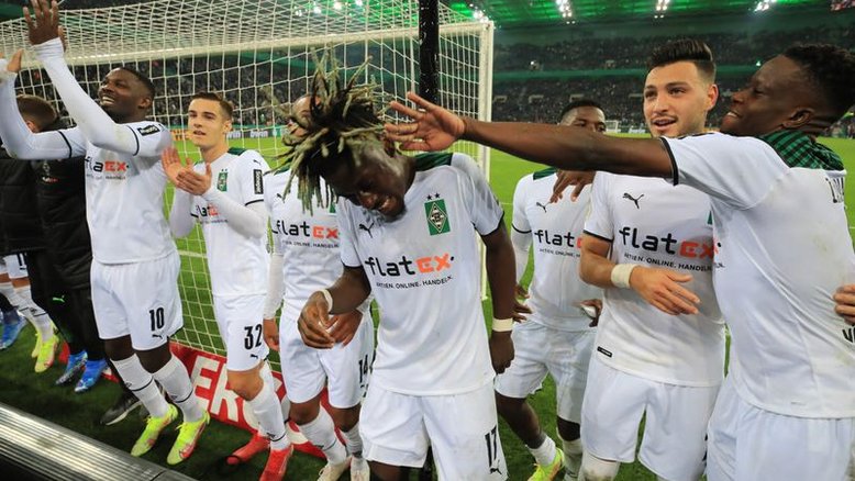 Gladbach goleia Bayern por 5 x 0 e avança à terceira fase da Copa da Alemanha