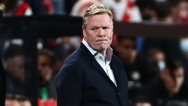 Barcelona demite técnico Koeman após série de maus resultados