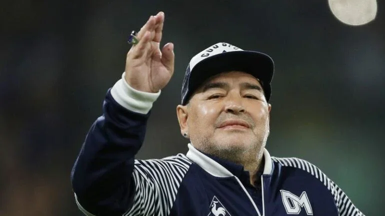 Podcast sobre Maradona vai abordar últimos dias de vida do astro
