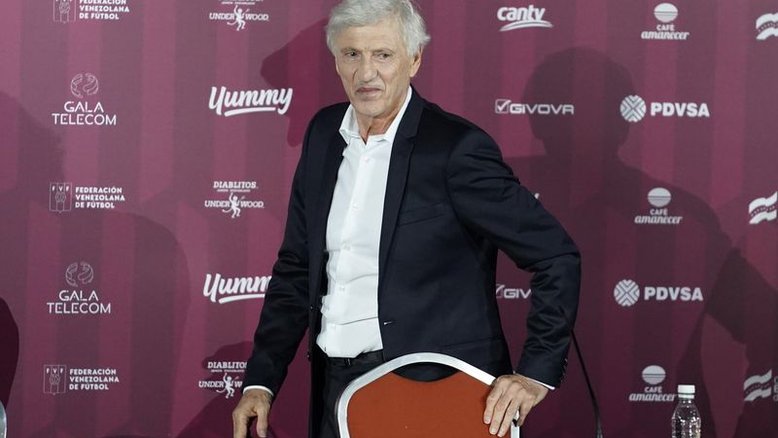 Seleção venezuelana apresenta argentino Pékerman como novo técnico