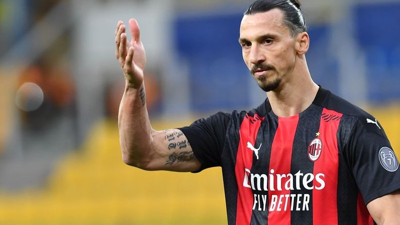 Uefa multa Ibrahimovic em 50 mil euros por vínculo com empresa de apostas