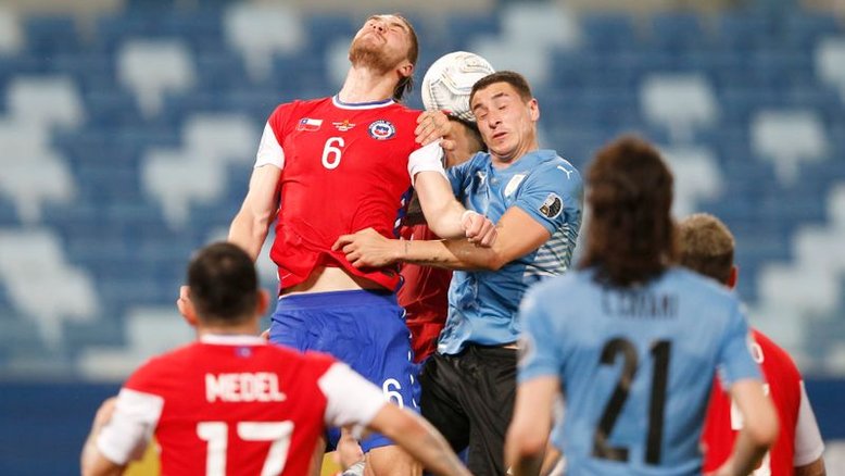 Uruguai busca empate com Chile por 1 x 1 na Copa América