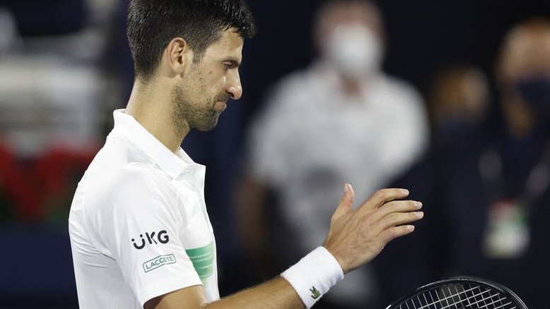 Djokovic oferece apoio financeiro para ex-tenista ucraniano que foi para a guerra