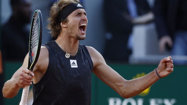 Zverev doma Alcaraz para voltar às semifinais de Roland Garros