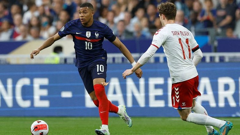 Mbappé é o jogador mais valioso do mundo e Vinícius Jr. fica em segundo, aponta estudo