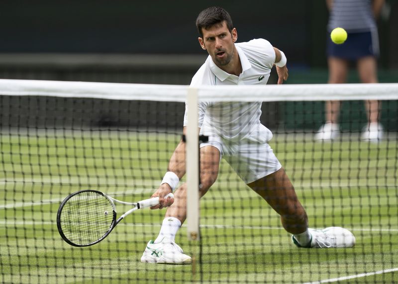 Djokovic supera Kokkinakis e avança para terceira rodada em Wimbledon; Ruud é eliminado