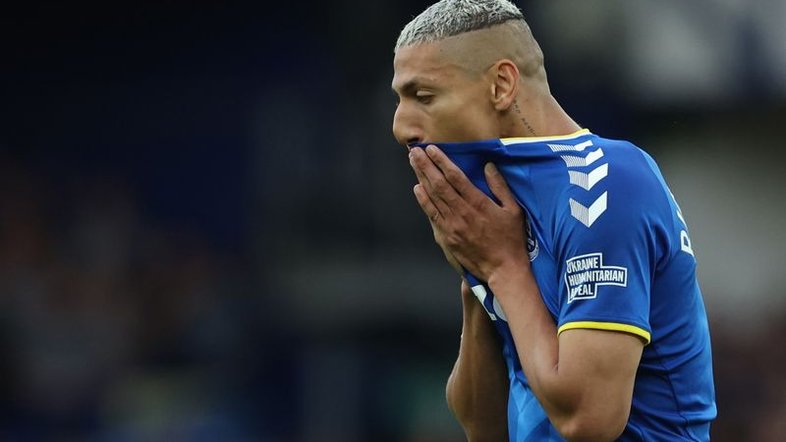 Tottenham anuncia contratação de atacante Richarlison