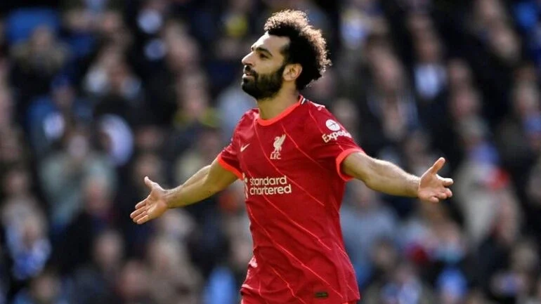 Salah renova contrato com Liverpool por longo prazo