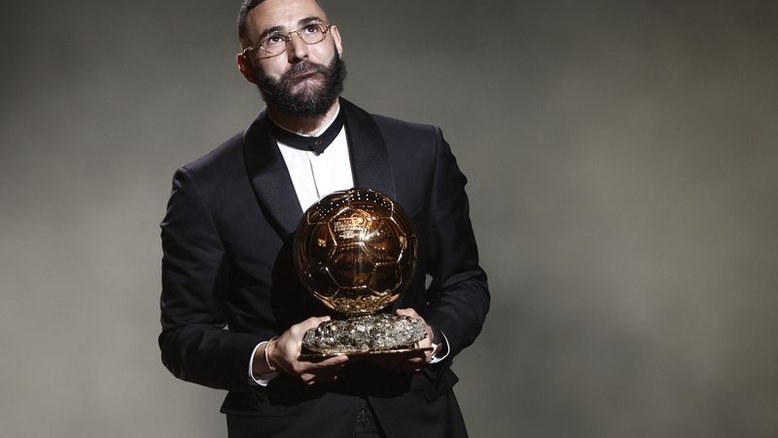 Benzema ganha Bola de Ouro como melhor jogador de futebol do mundo