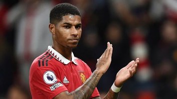 Barcelona reforça ataque com o empréstimo de Rashford, do Manchester United