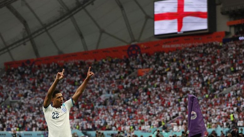 Bellingham inspira a Inglaterra com atuação dinâmica
