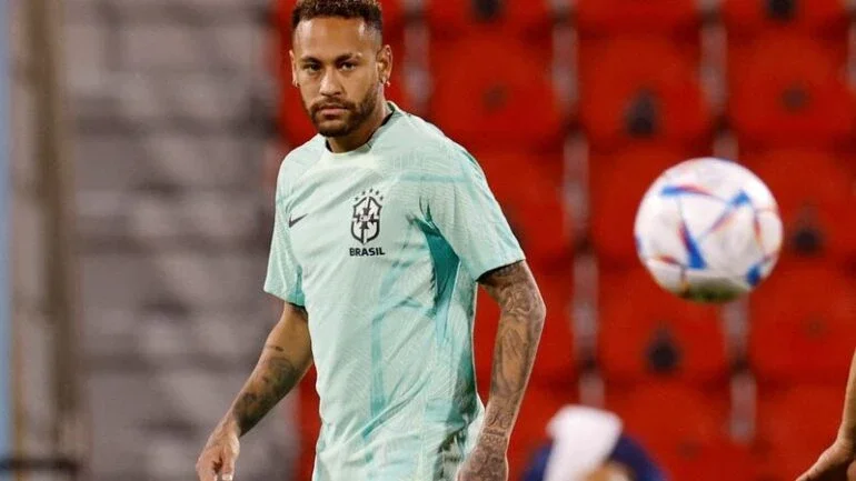 Brasil espera contar com Neymar nas oitavas, diz auxiliar de Tite