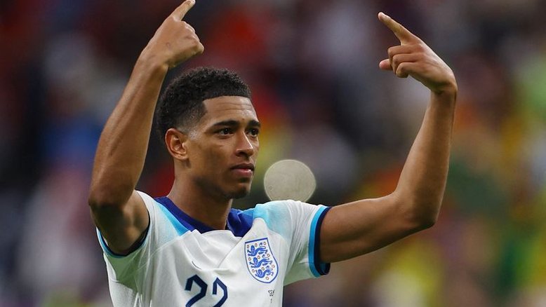 Bellingham passou para outro nível, diz técnico da Inglaterra