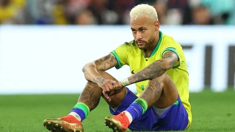 Famosos lamentam derrota do Brasil na Copa do Mundo: 