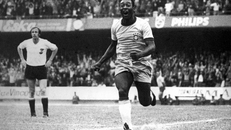O 'Rei' e a Rainha: Enfeitiçada por Pelé, Elizabeth II fez dele um cavaleiro