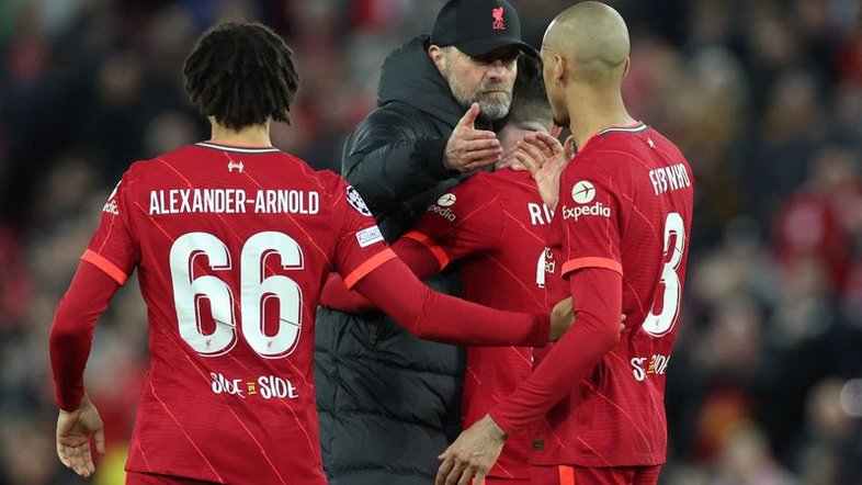Liverpool passa por cima do Villarreal e se aproxima da final da Liga dos Campeões