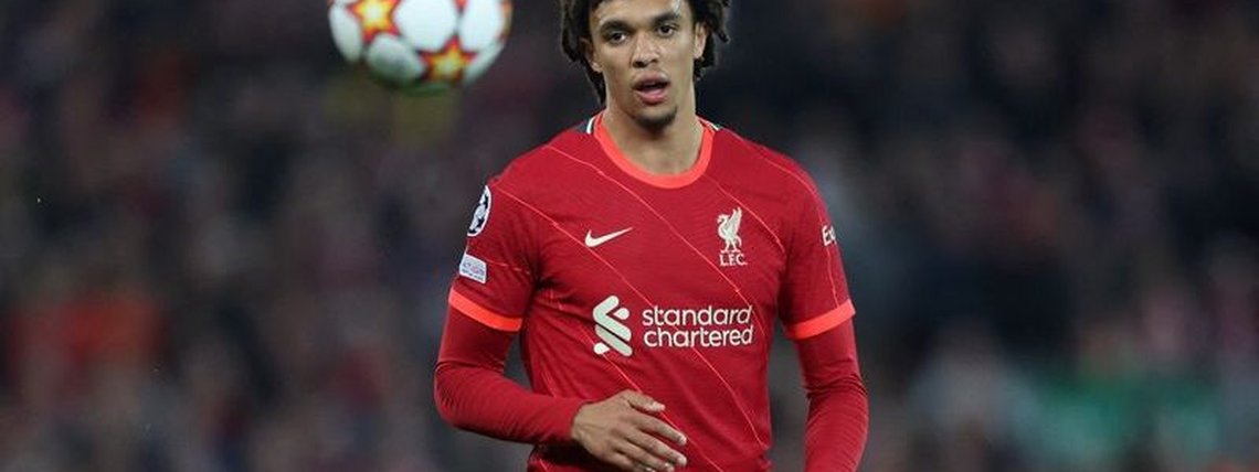 Real Madrid oficializa contratação de Alexander-Arnold e reforça defesa para Mundial