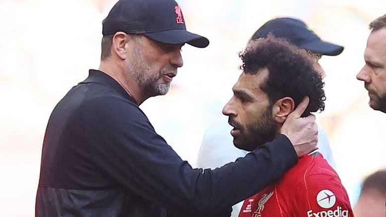 Liverpool não vai correr riscos com Salah apesar de disputa por Chuteira de Ouro
