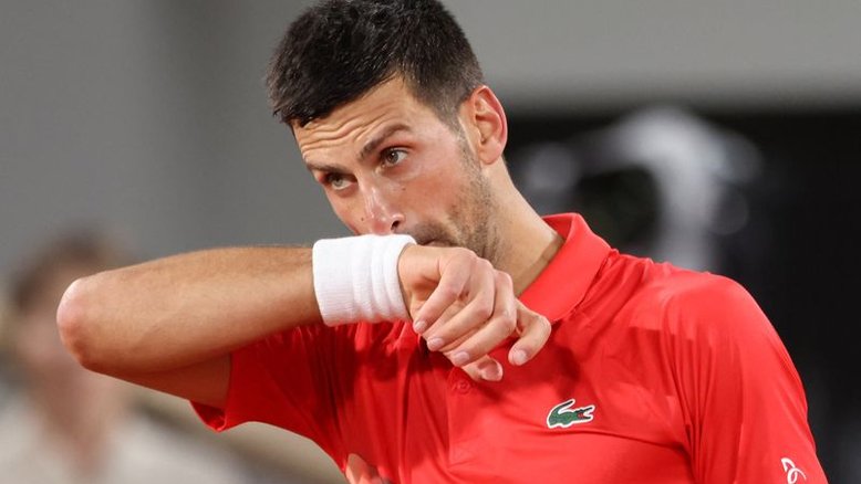Veto a russos em Wimbledon é um erro, diz Djokovic